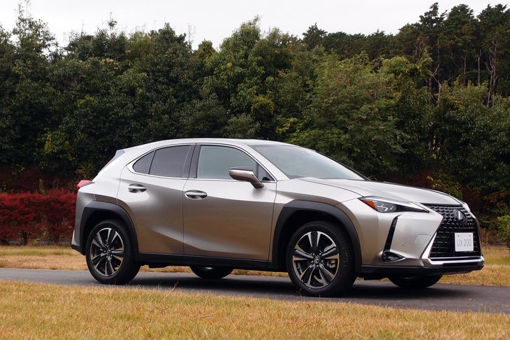 他のブランドでは見られない、さまざまな試みが見られるレクサスのデザインは、明照寺氏いわく「非常に見どころが多く、参考になる」ものだとか。