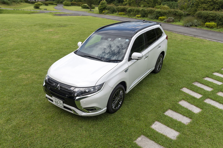 三菱アウトランダーPHEV Sエディション