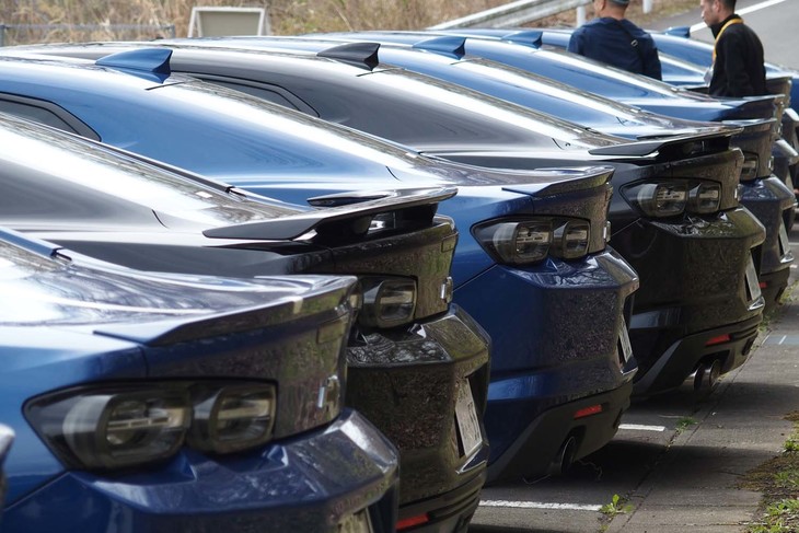 新型「カマロ」の試乗会には、「LT RS」と「SS」が用意されていた。