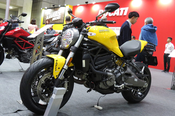 ドゥカティ・モンスター821