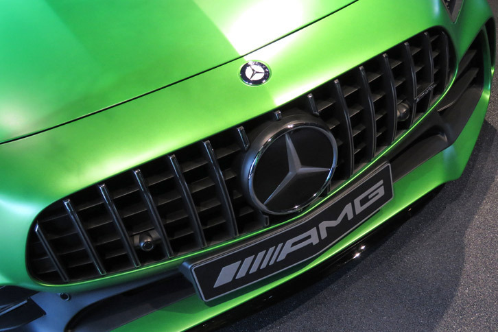 メルセデスAMG GT R（フロントグリル）