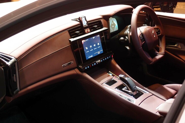 DS 9オペラE-TENSE（インテリア）