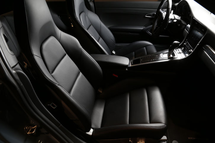 ポルシェ911カレラS（7AT）