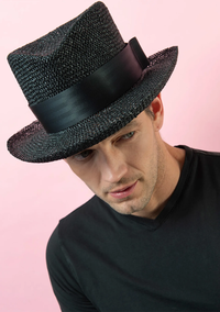 モデルによる着用例。