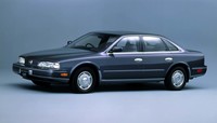 「日産インフィニティQ45」も1989年に発売された。