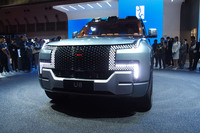 ジャパンモビリティショー2023（BYD、ヤンワンU8／デンツァD9）
