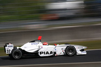 ポールポジションを獲得した小暮卓史（PIAA NAKAJIMA）