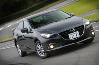 「アクセラセダン15S」