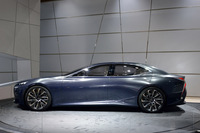 レクサスLF-FC：外観の美しさにシビレましたの画像