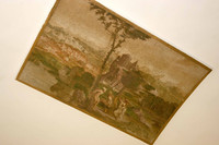 受付カウンターの頭上には天井画！