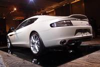 「アストン・マーティン ラピードS」日本上陸の画像