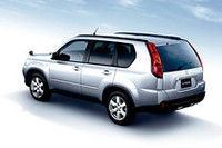 日産が国内ディーゼル本格参入、「エクストレイル」に新グレード追加の画像