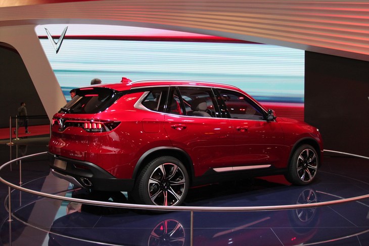 ヴィンファスト・ラックスSA2.0