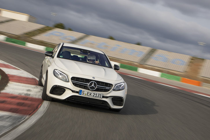 国際試乗会の舞台はポルトガル。試乗は公道のほか、アルガルヴェ国際サーキットでも行われた。