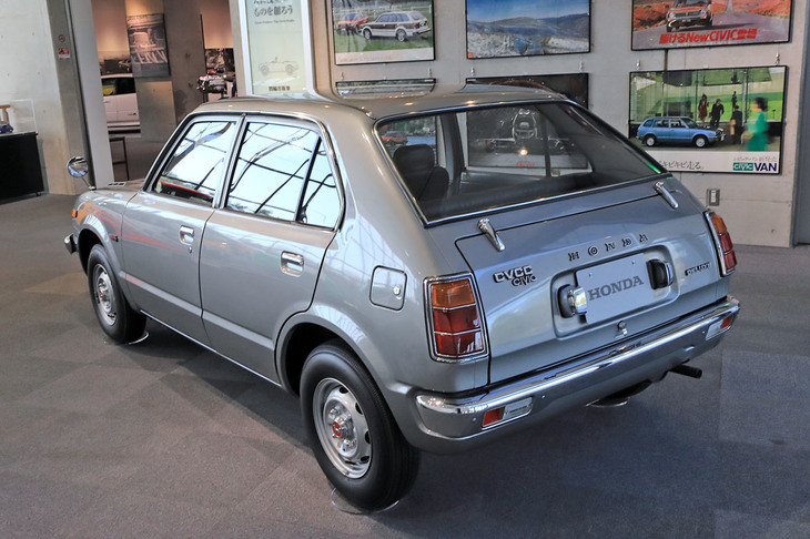 エクステリアについては、どこから見ても安定した台形のフォルムとなるよう配慮してデザインされたという。