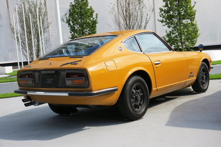 2リッター直6 DOHCエンジンを搭載したS30型「フェアレディZ」の高性能モデル「Z432」。