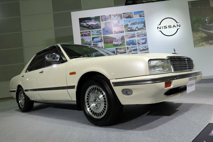 日産セドリックシーマ タイプIIリミテッド（1990年 FPY31型）