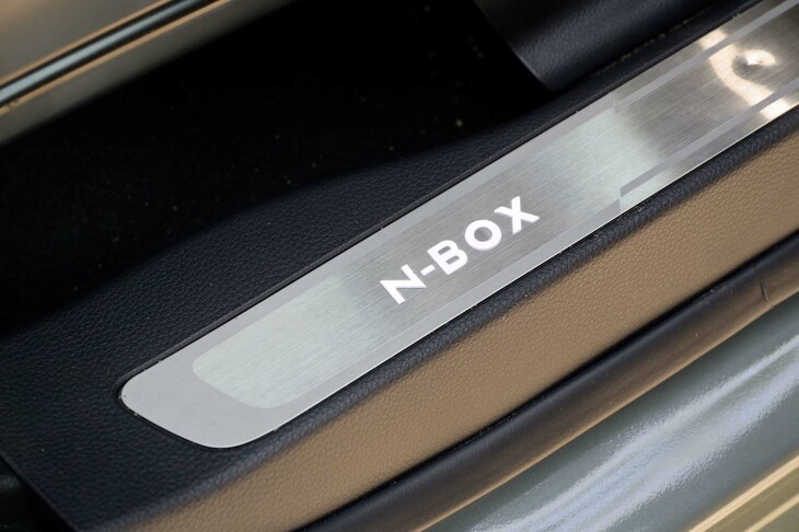 ホンダN-BOXジョイ ターボ　ホンダアクセス用品装着車