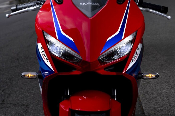 ホンダCBR650R E-Clutch