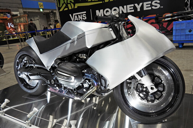 MOON Arrow（MOONEYES）