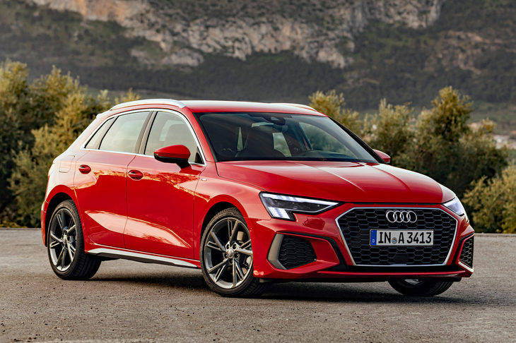 エッジの効いたデザインが目を引く新型「A3スポーツバック」。2020年3月に本国で発表された。