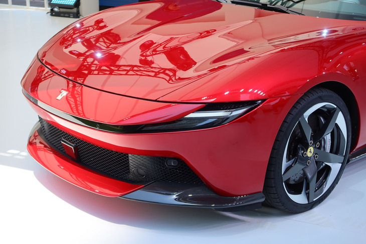 フェラーリ・アマルフィ（フロントまわり）