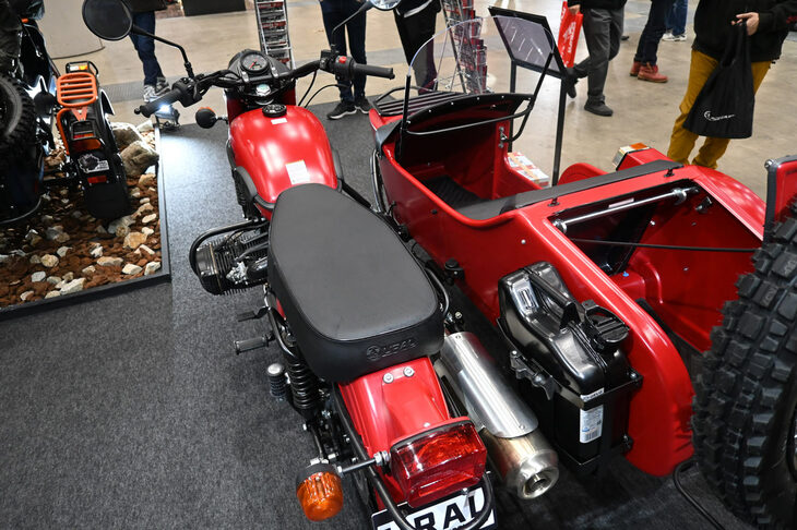 ウラル・ギアアップ アドベンチャー