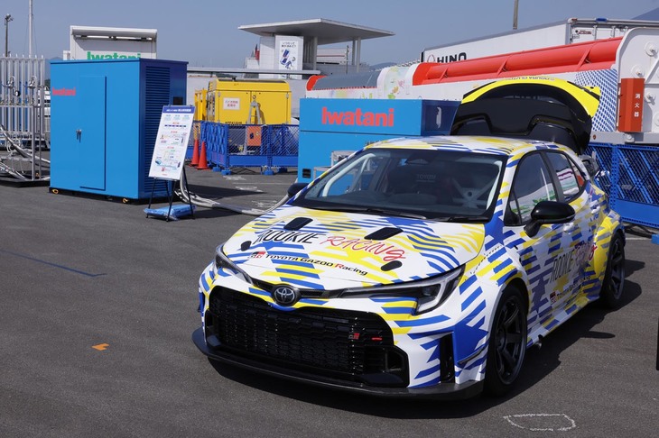 カーボンニュートラルを目指すトヨタは近年、水素を直接燃焼させる“水素エンジン”搭載マシンを耐久レースに投入するなどして、EVとは異なる魅力をもつ内燃機関車の可能性を探っている。