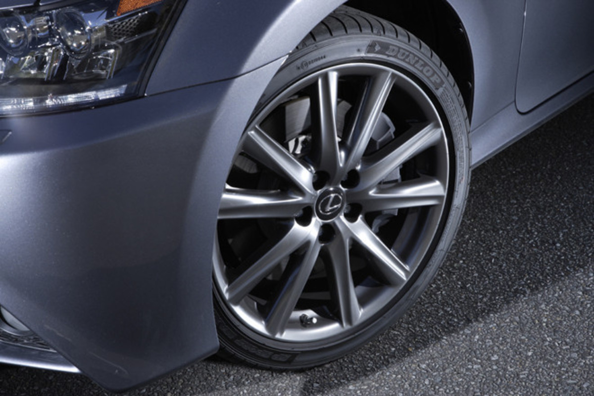 □4本通しサイズ レクサスLEXUS GS350 Fスポーツ純正ホイール19インチ 