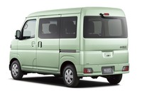 ボディーは構造の見直しにより剛性がアップ。操縦安定性や乗り心地が向上したとアピールされる。