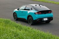 航続距離の短さや充電時間の長さなど、BEVに対するユーザーの懸念、不安を徹底的に払拭したという新型「リーフ」。日産は「誰もが安心して乗れるBEV」と胸を張る。