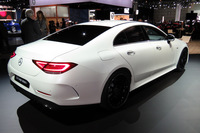 2017年のロサンゼルスショーに出展された新型「CLS」。同車はこのショーで世界初公開された。