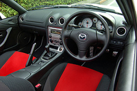 マツダ・ロードスターターボ（6MT）【ブリーフテスト】の画像