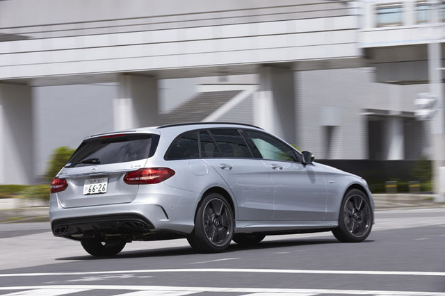 メルセデスAMG C43 4MATICステーションワゴン（4WD/9AT）【試乗