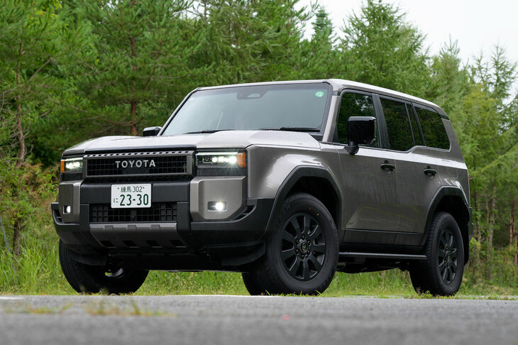 「トヨタ・ランドクルーザー」ファミリーのなかでも、中核車種に位置づけられる「ランドクルーザー“250”」。「2024-2025日本カー・オブ・ザ・イヤー」で10ベストに選出されるなど、各方面で高い評価を受けている。（写真：向後一宏）