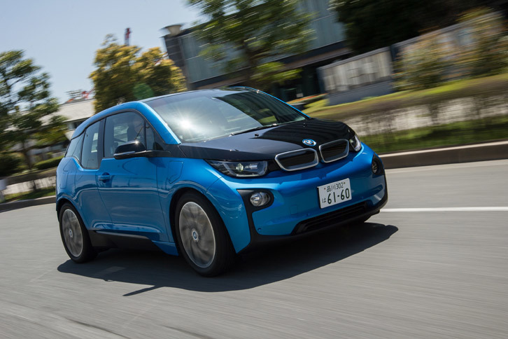 次世代モビリティーを提案するBMWのサブブランド「BMW i」の最初のモデルとして登場した「i3」。2013年にお披露目された。