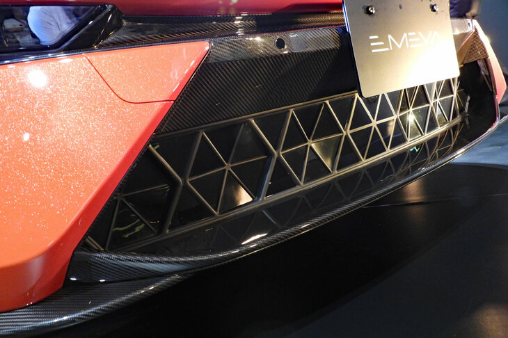 ロータス・エメヤ（フロントバンパー）