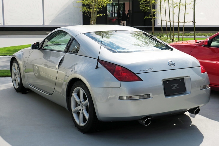 2002年に登場した5代目「フェアレディZ」。Z33型と呼ばれるこのモデルは、全日本GT選手権やSUPER GTでも活躍した。