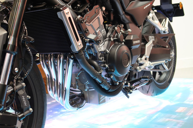 ホンダCB400スーパーフォアE-Clutchコンセプト