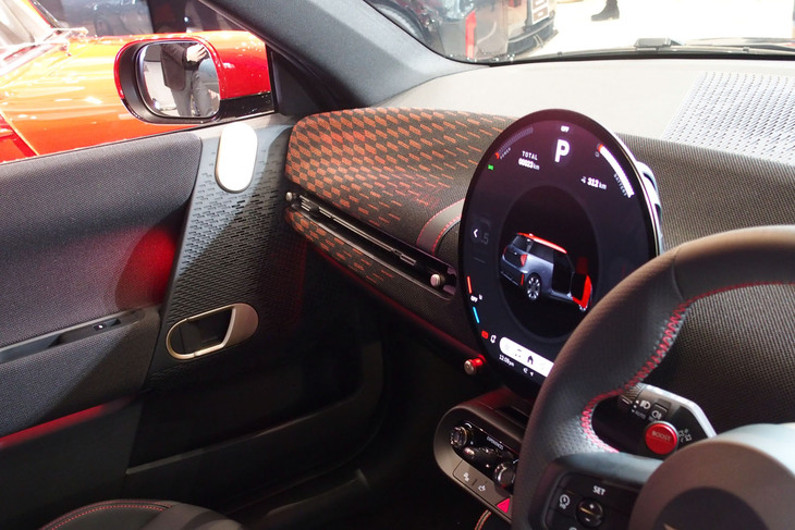 MINIジョンクーパーワークスE（センターディスプレイ）