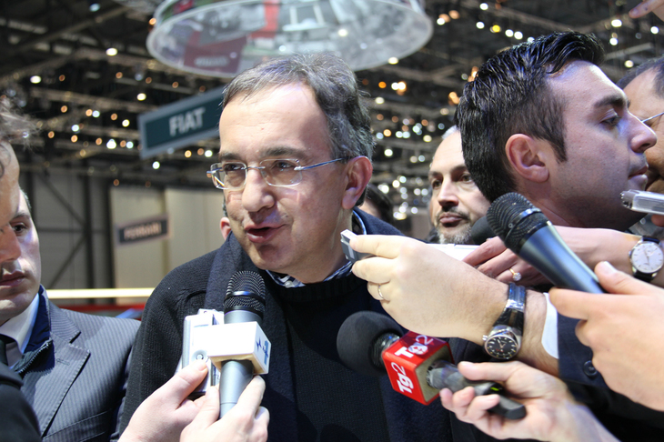 2011年のジュネーブモーターショーでのひとこま。この年は、ダッジをベースにしたフィアットのSUV「フリーモント」を公開した。