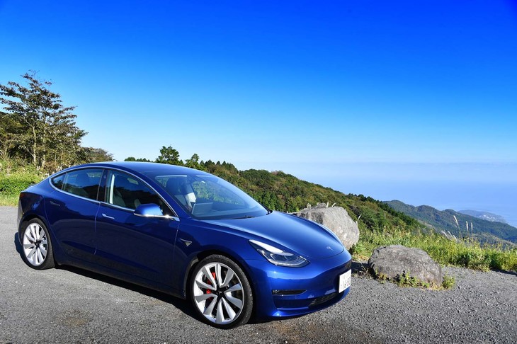 テスラ・モデル3パフォーマンス
