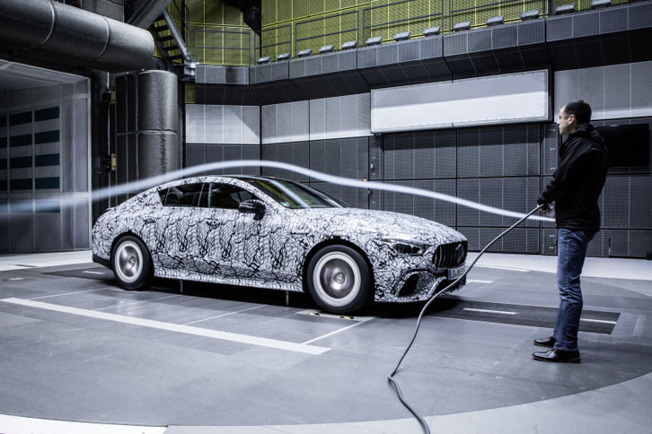 メルセデスAMG GT 4ドアモデル