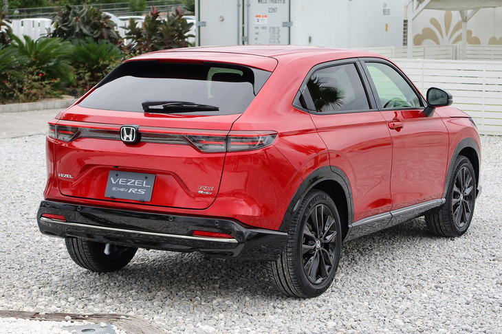 ホンダ・ヴェゼルe：HEV RS
