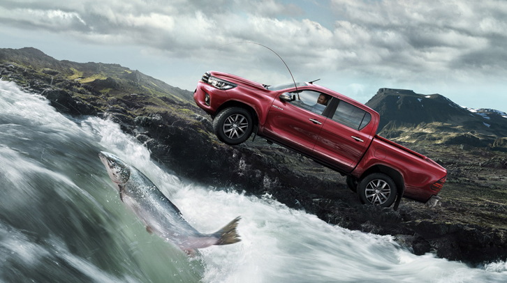 こてこてのコンピューターグラフィックスで仕上げられた、カタログのイメージ。制作者は、さぞ楽しみながら仕事をしたことだろう。