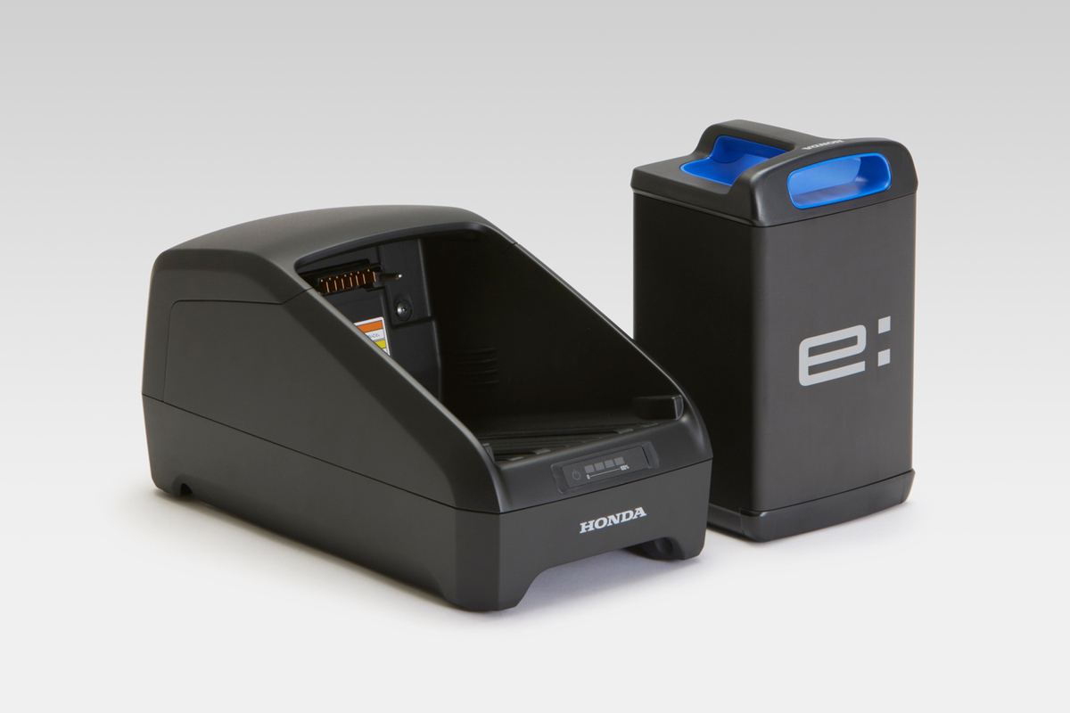 ホンダが「EM1 e：」を2023年8月に発売 脱着式バッテリーを使った電動 