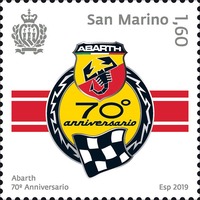アバルトの70周年を記念する切手（写真）も登場。サンマリノの切手局が「ABARTH DAYS 2019」に合わせて6万セット発行した。価格は1.6ユーロ。