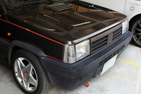 「フィアット・パンダ」。もっぱらシティーラナバウト的に岡島さんは使用する。