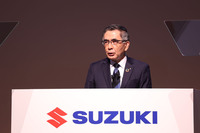 2030年度に向けた成長戦略を説明したスズキの鈴木俊宏社長。2023年度には国内で軽商用電気自動車を投入する。