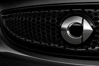 スマートが新型「フォーツー」などを発表